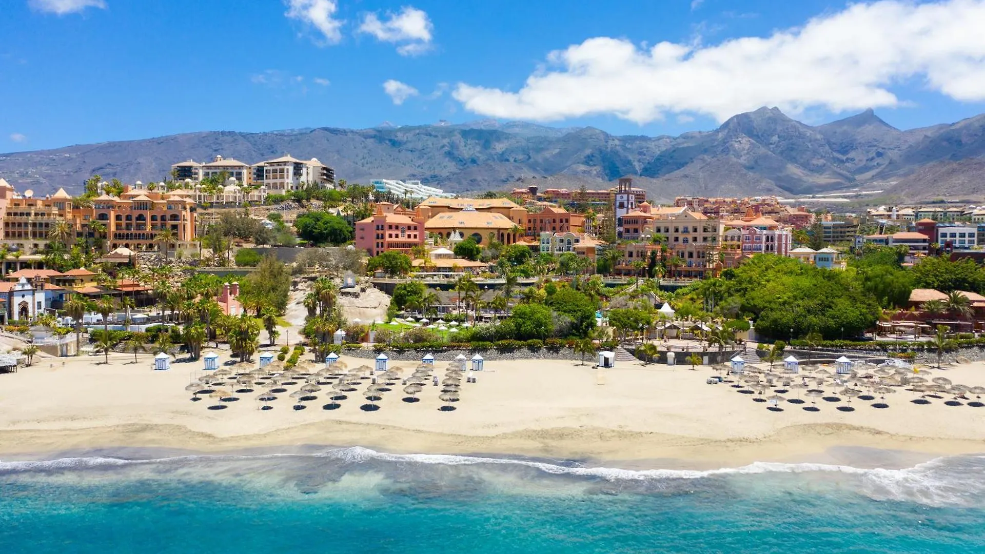 Chic Apartment With Great Terrace Playa de las Americas  Spanien